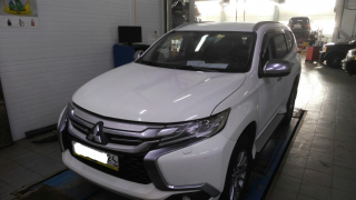 Mitsubishi Pajero Sport 2.4