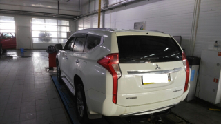 Mitsubishi Pajero Sport 2.4