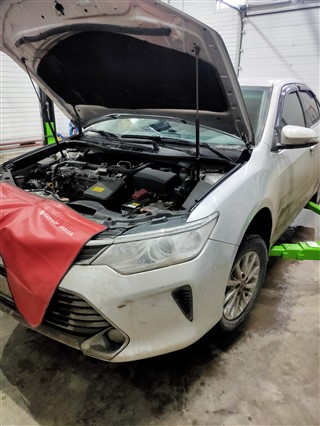 Toyota Camry XV55