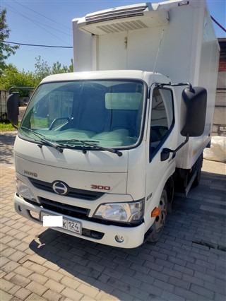 HINO 300