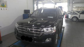 Toyota Land Cruser 200 4.5D