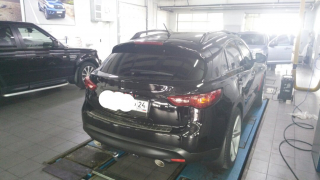Infiniti FX30D